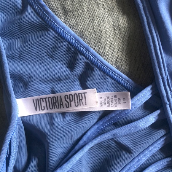 Victoria’s Secret Sport Bra - Size S - Picture 3 of 3